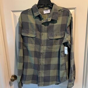 Old Navy long sleeve shirt